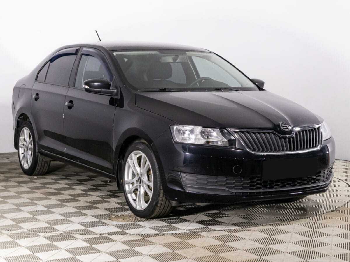 Купить Skoda Rapid с пробегом. Фото: #2
