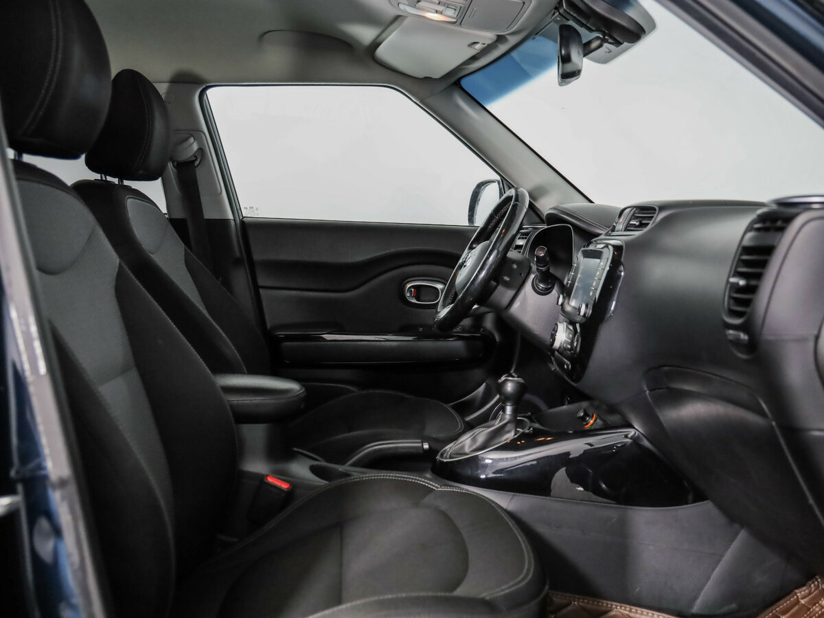 Купить Kia Soul с пробегом. Фото: #24