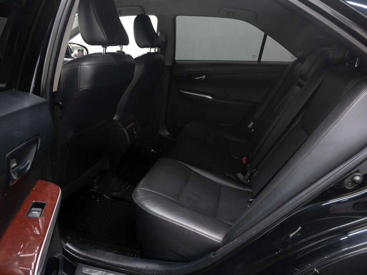 Купить Toyota Camry с пробегом. Фото: #8