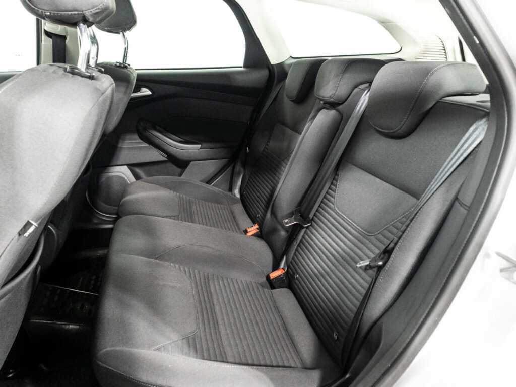 Купить Ford Focus с пробегом. Фото: #9