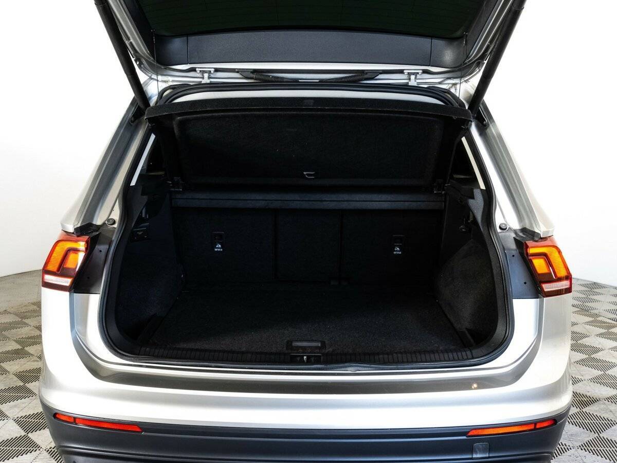 Купить Volkswagen Tiguan с пробегом. Фото: #17