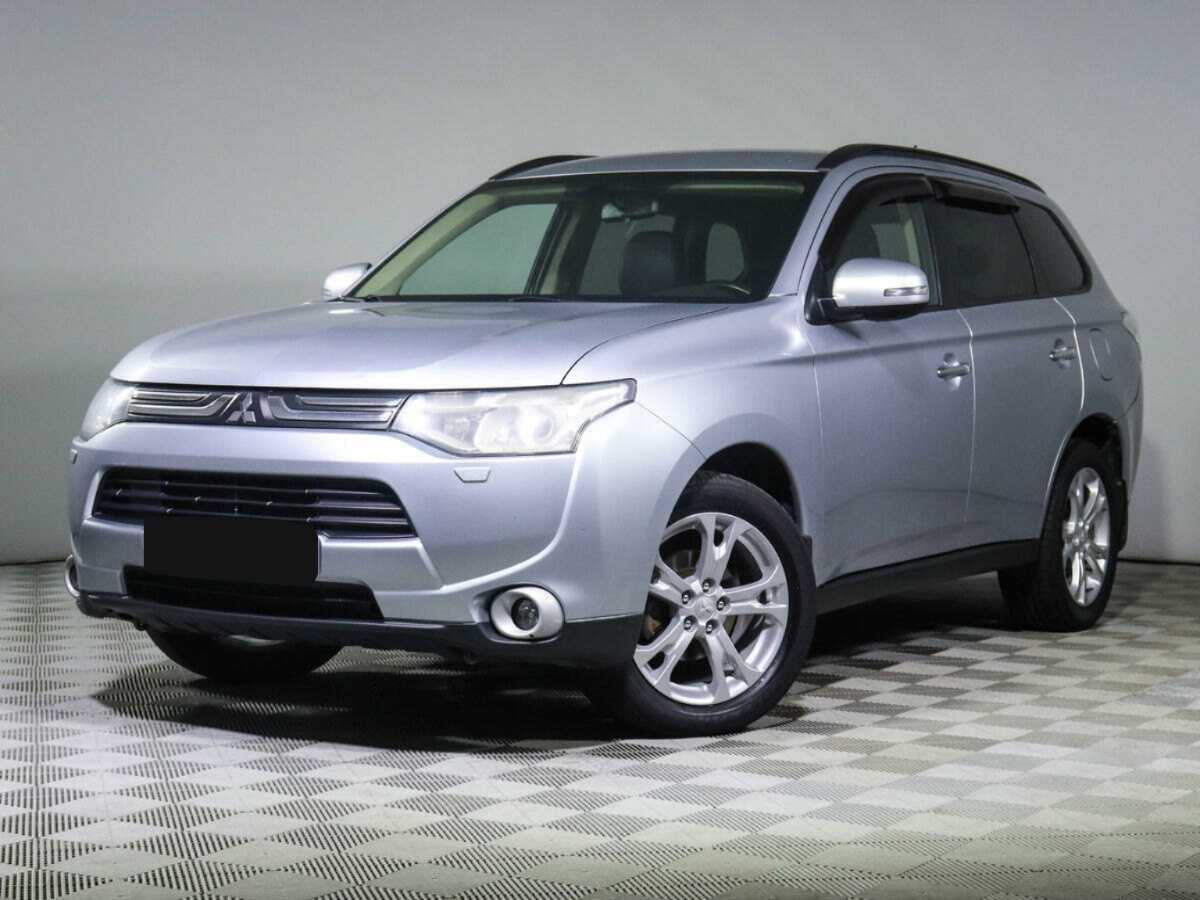 Купить Mitsubishi Outlander с пробегом. Посмотреть фото
