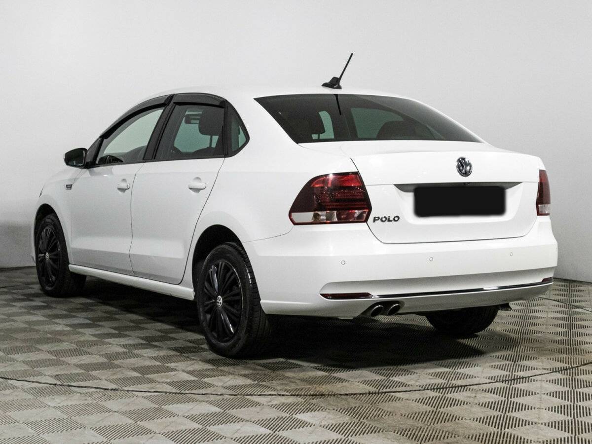 Купить Volkswagen Polo с пробегом. Фото: #6