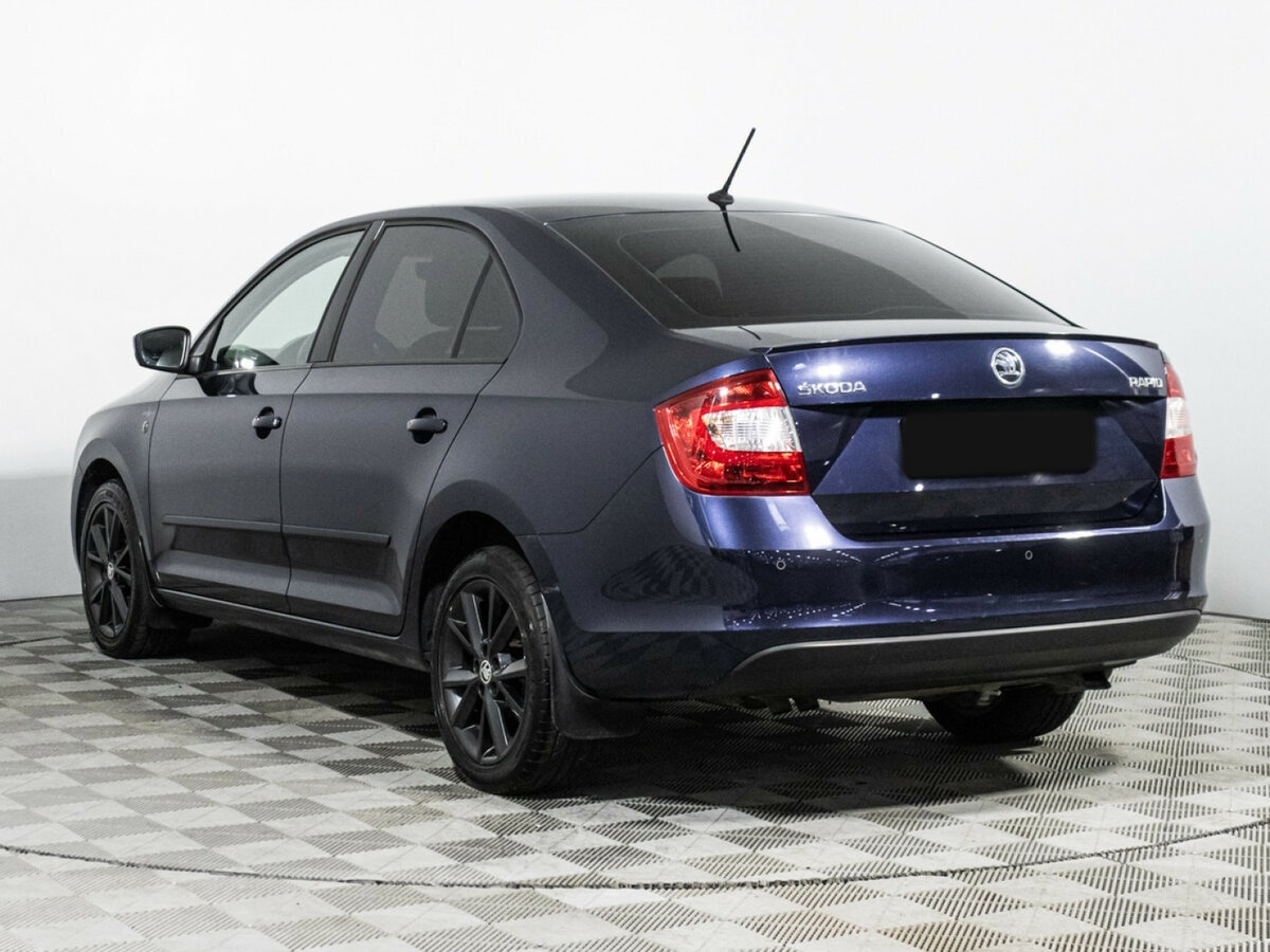 Купить Skoda Rapid с пробегом. Фото: #6