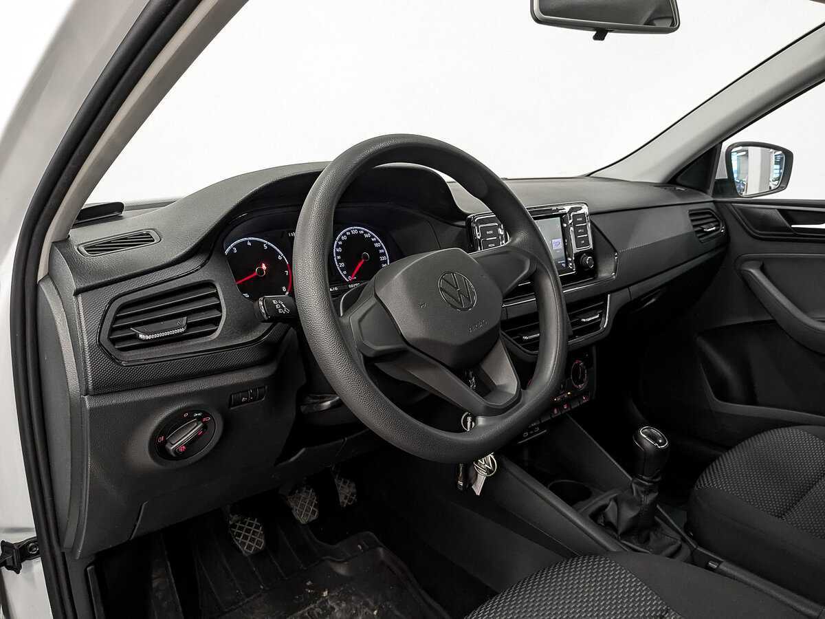 Купить Volkswagen Polo с пробегом. Фото: #14