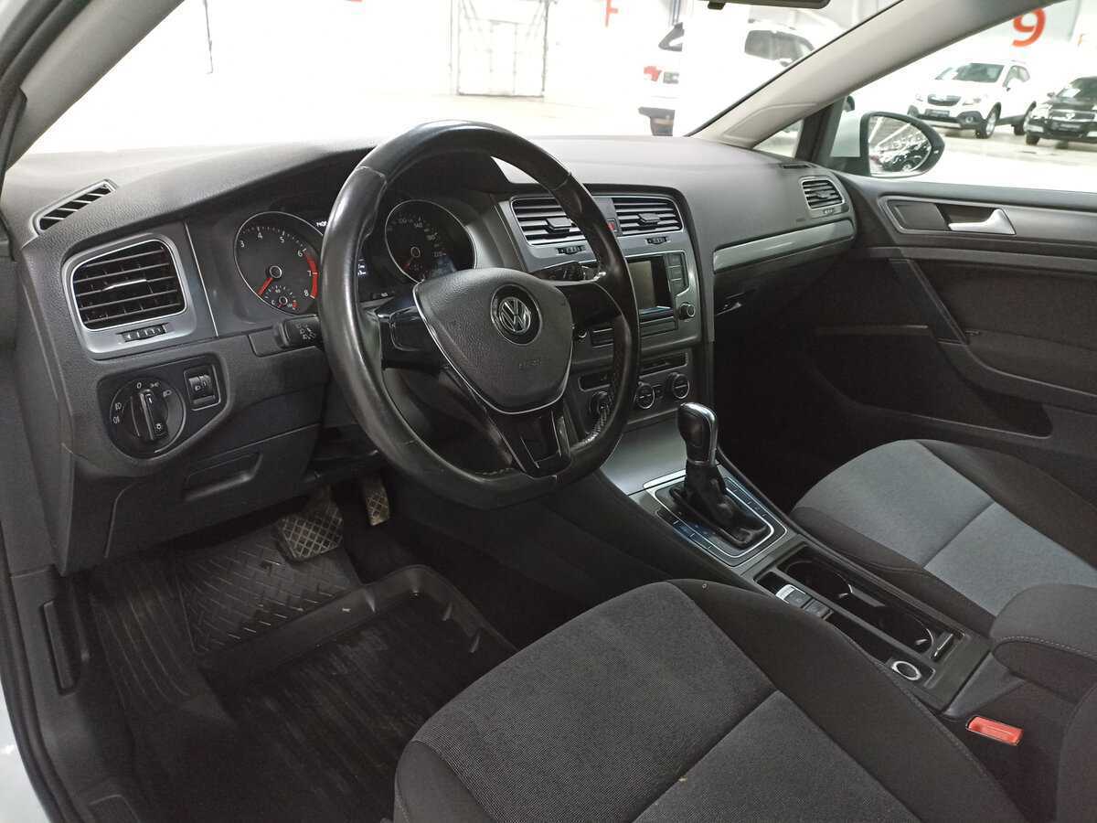 Купить Volkswagen Golf с пробегом. Фото: #15