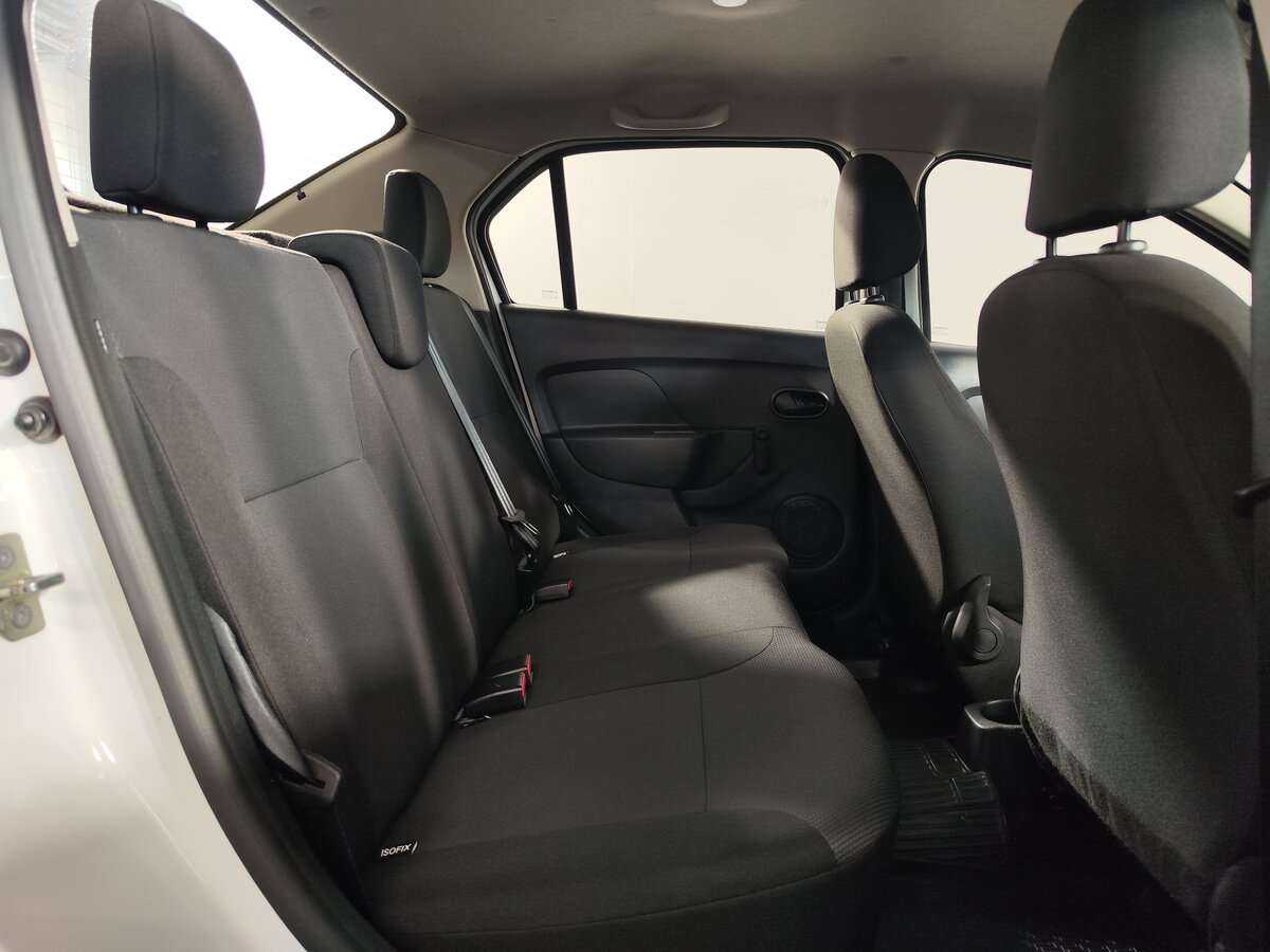 Купить Renault Logan с пробегом. Фото: #9