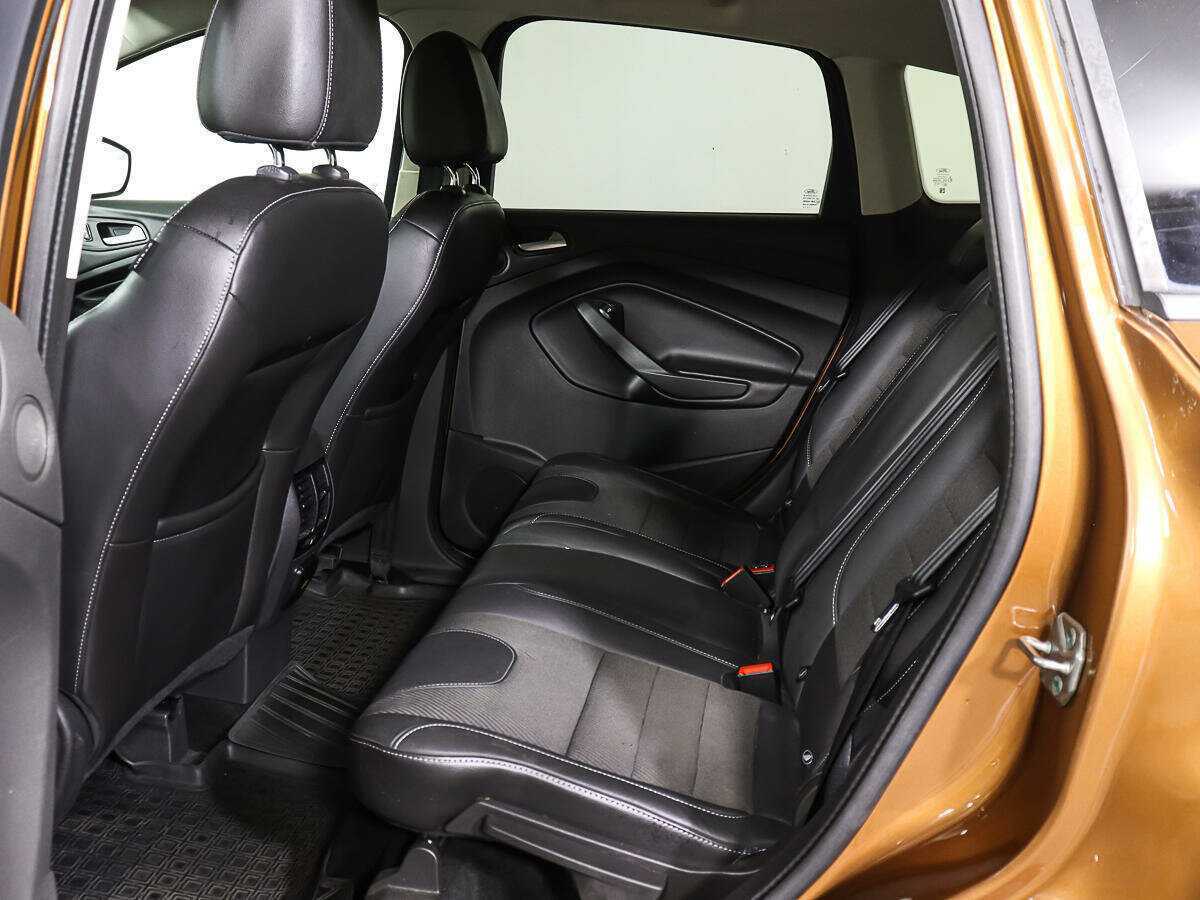 Купить Ford Kuga с пробегом. Фото: #8