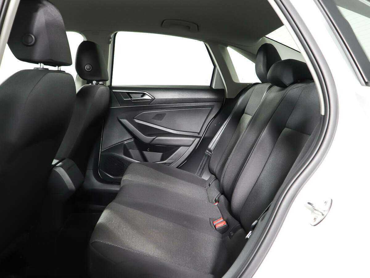 Купить Volkswagen Jetta с пробегом. Фото: #9