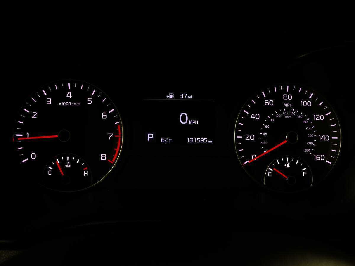 Купить Kia Optima с пробегом. Фото: #8