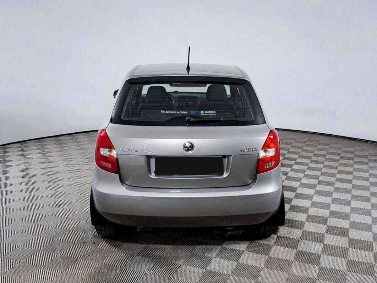 Купить Skoda Fabia с пробегом. Фото: #5