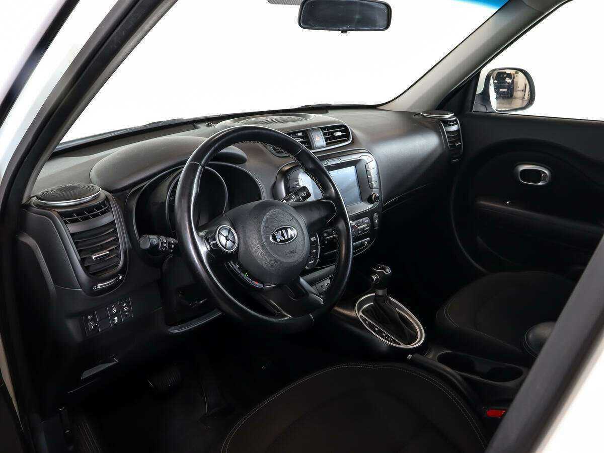 Купить Kia Soul с пробегом. Фото: #12