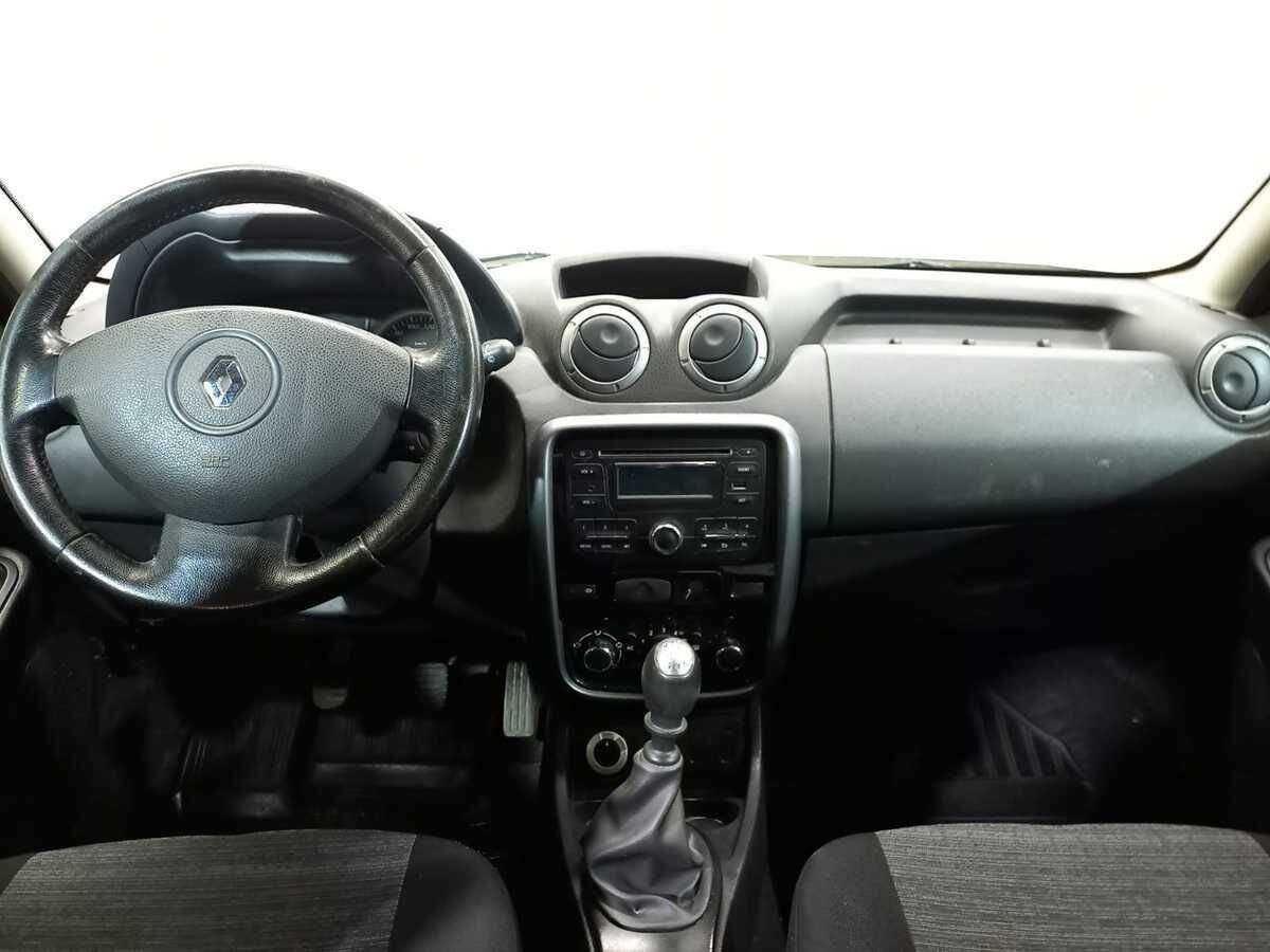 Купить Renault Duster с пробегом. Фото: #8
