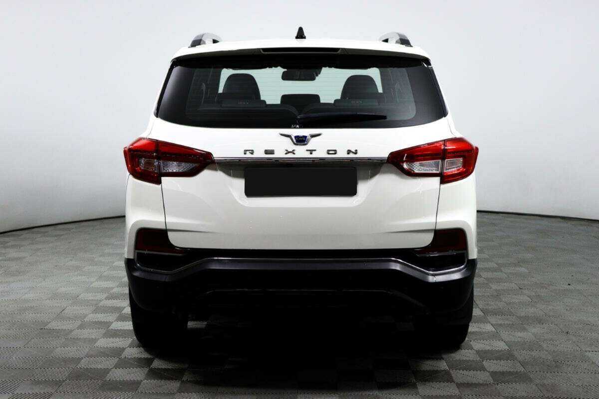 Купить SsangYong Rexton с пробегом. Фото: #5