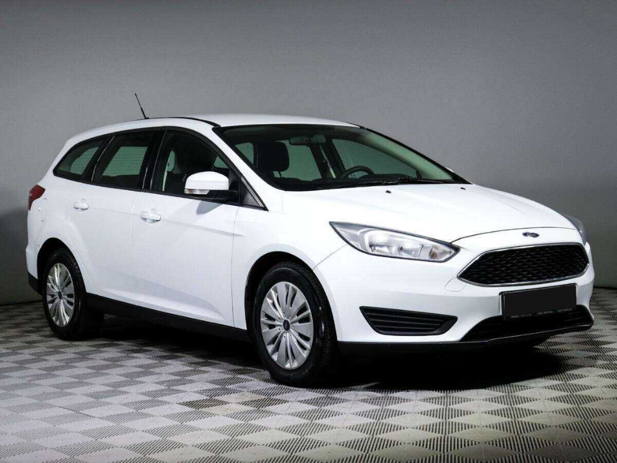 Купить Ford Focus с пробегом. Фото: #2