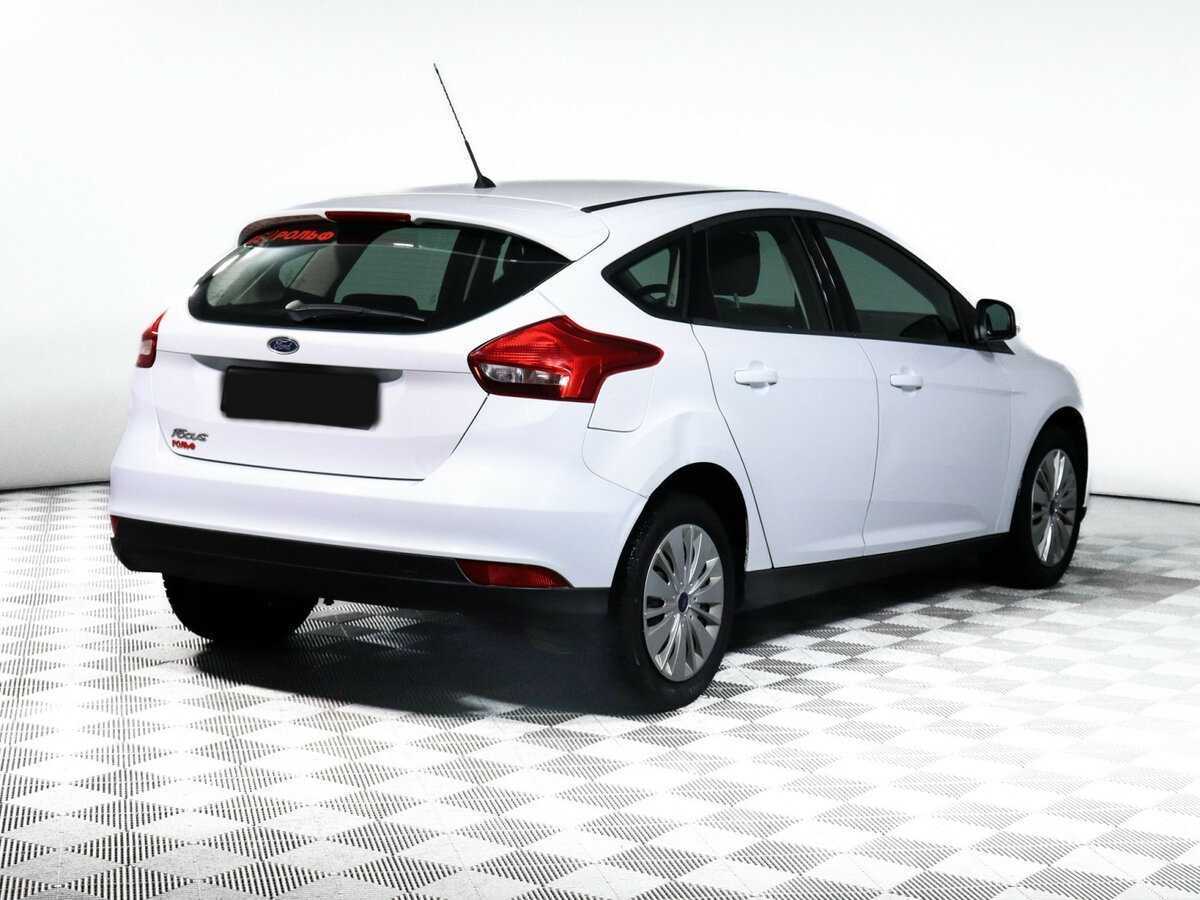 Купить Ford Focus с пробегом. Фото: #4