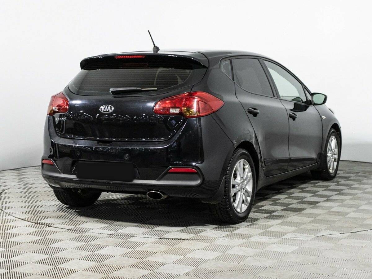 Купить Kia Ceed с пробегом. Фото: #4