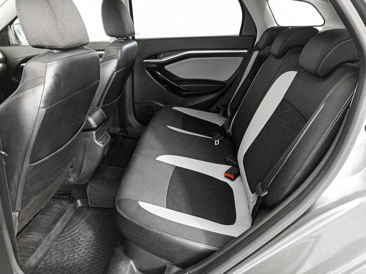 Купить Lada (ВАЗ) Vesta с пробегом. Фото: #7