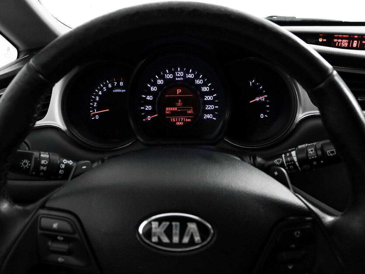 Купить Kia Ceed с пробегом. Фото: #16