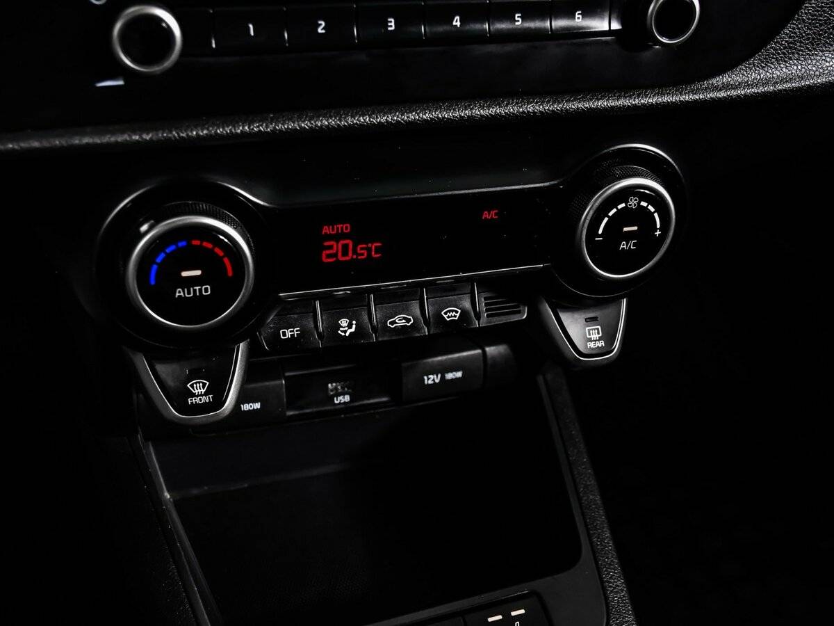 Купить Kia Rio с пробегом. Фото: #15