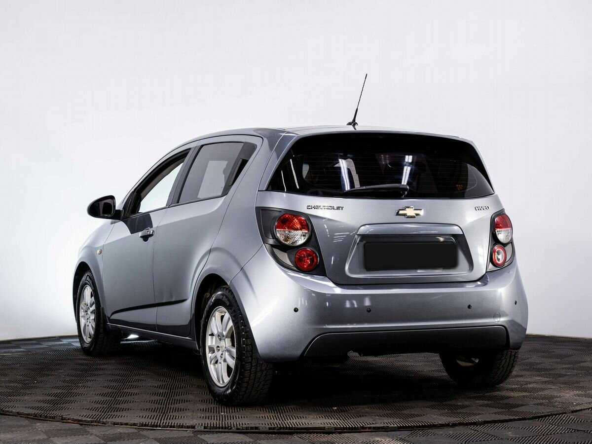 Купить Chevrolet Aveo с пробегом. Фото: #3