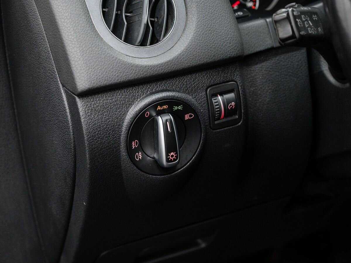 Купить Volkswagen Tiguan с пробегом. Фото: #14