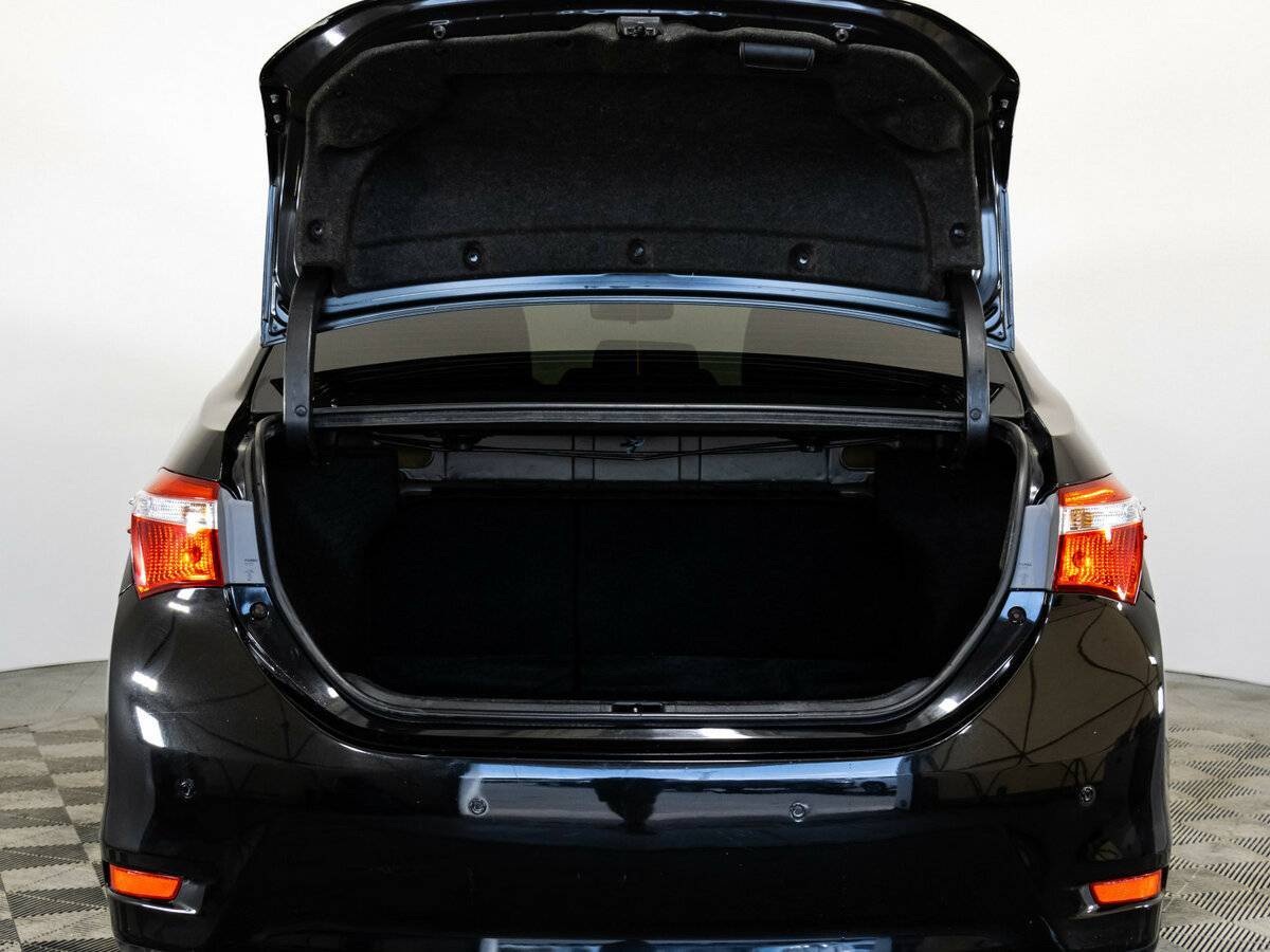 Купить Toyota Corolla с пробегом. Фото: #17