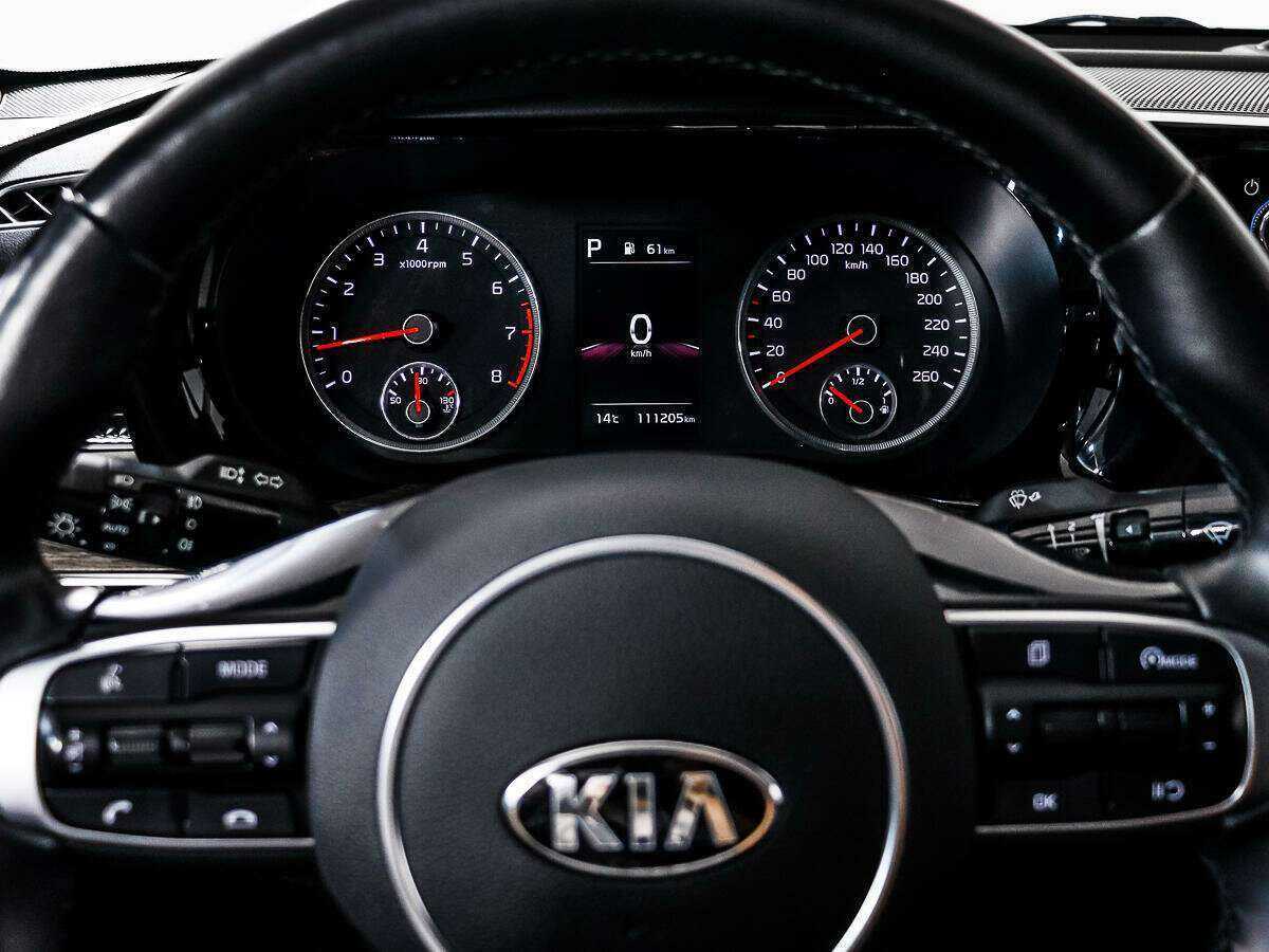 Купить Kia K5 с пробегом. Фото: #17