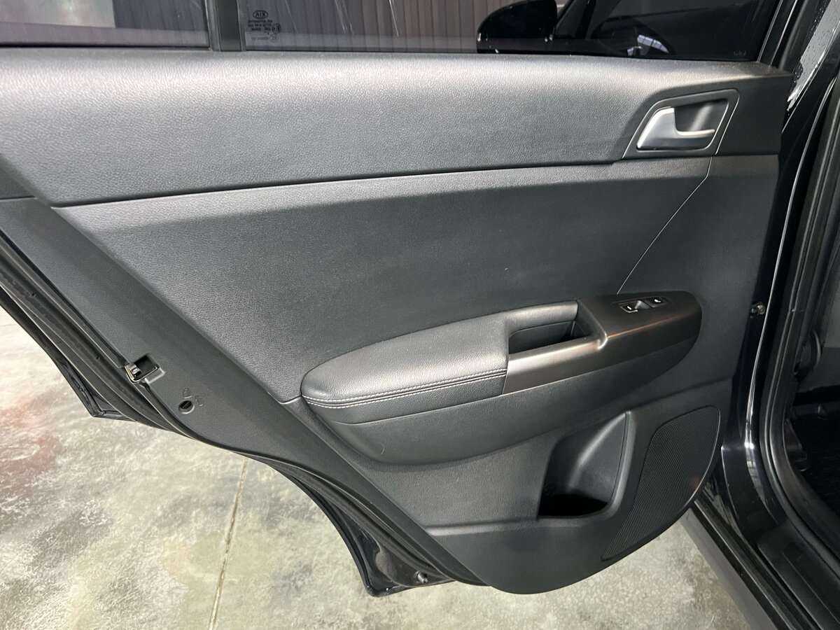 Купить Kia Sportage с пробегом. Фото: #15