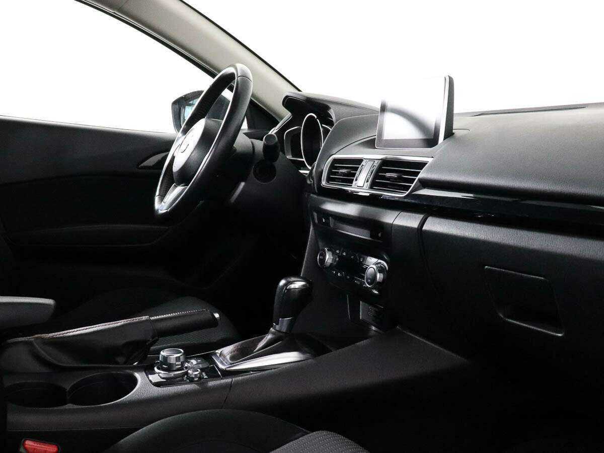 Купить Mazda 3 с пробегом. Фото: #6
