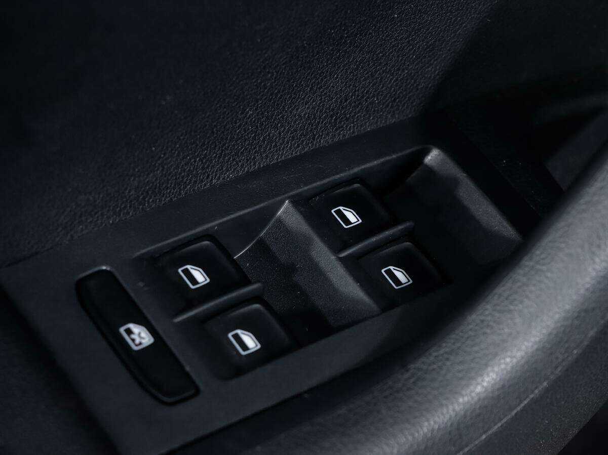 Купить Skoda Octavia с пробегом. Фото: #11