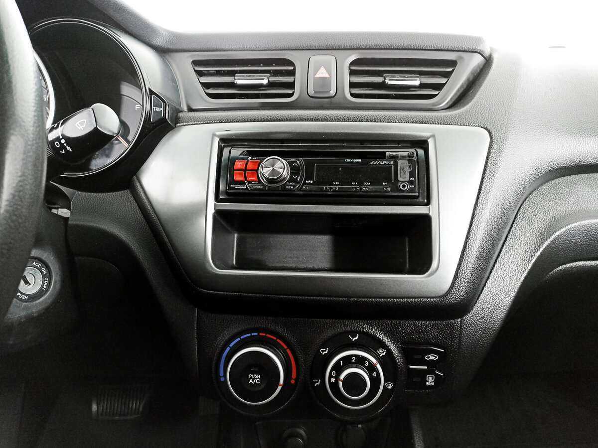 Купить Kia Rio с пробегом. Фото: #13