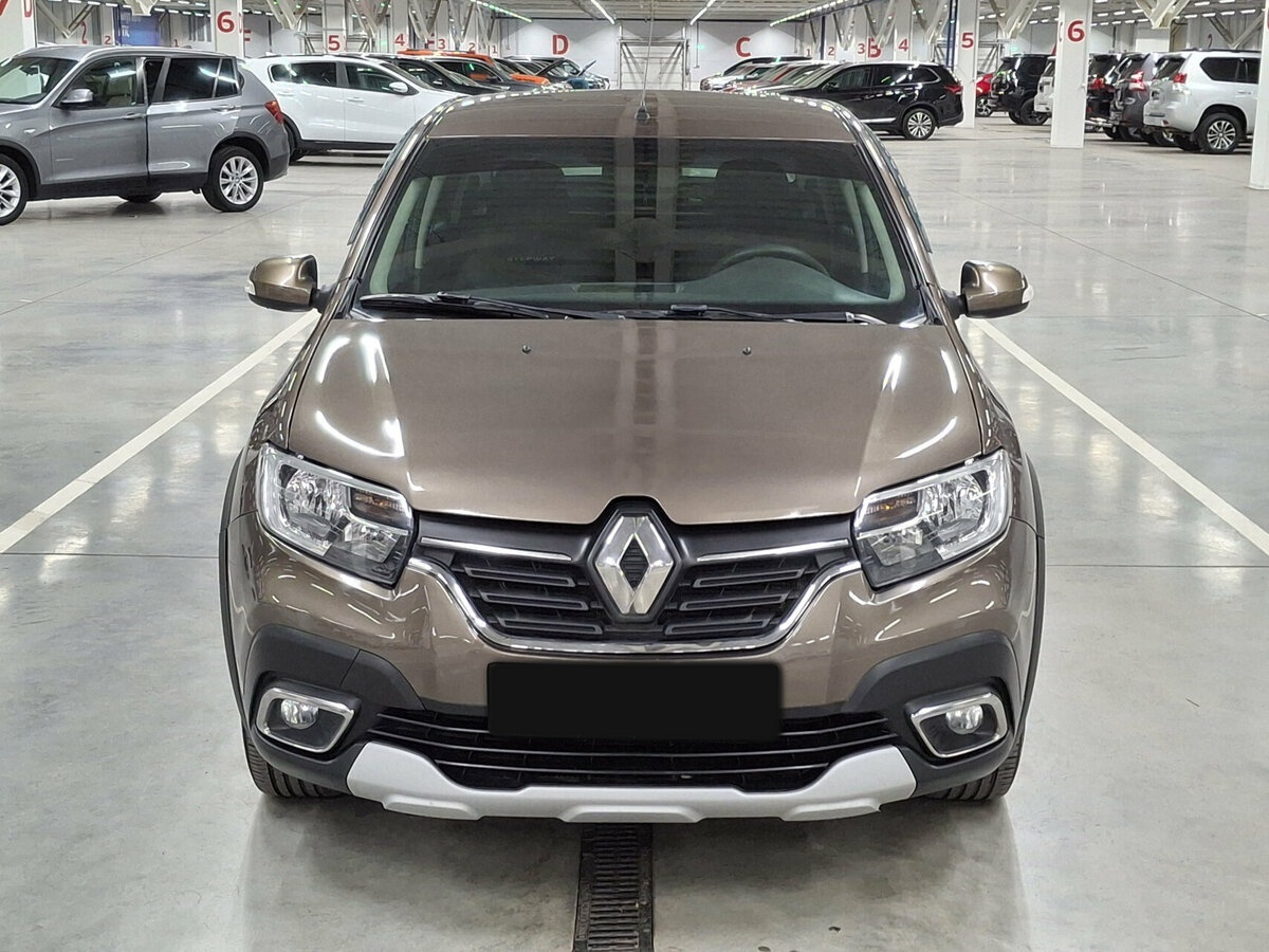 Купить Renault Logan с пробегом. Фото: #1