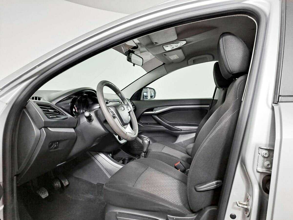 Купить Lada (ВАЗ) Vesta с пробегом. Фото: #13