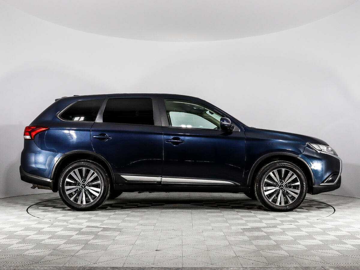 Купить Mitsubishi Outlander с пробегом. Фото: #3