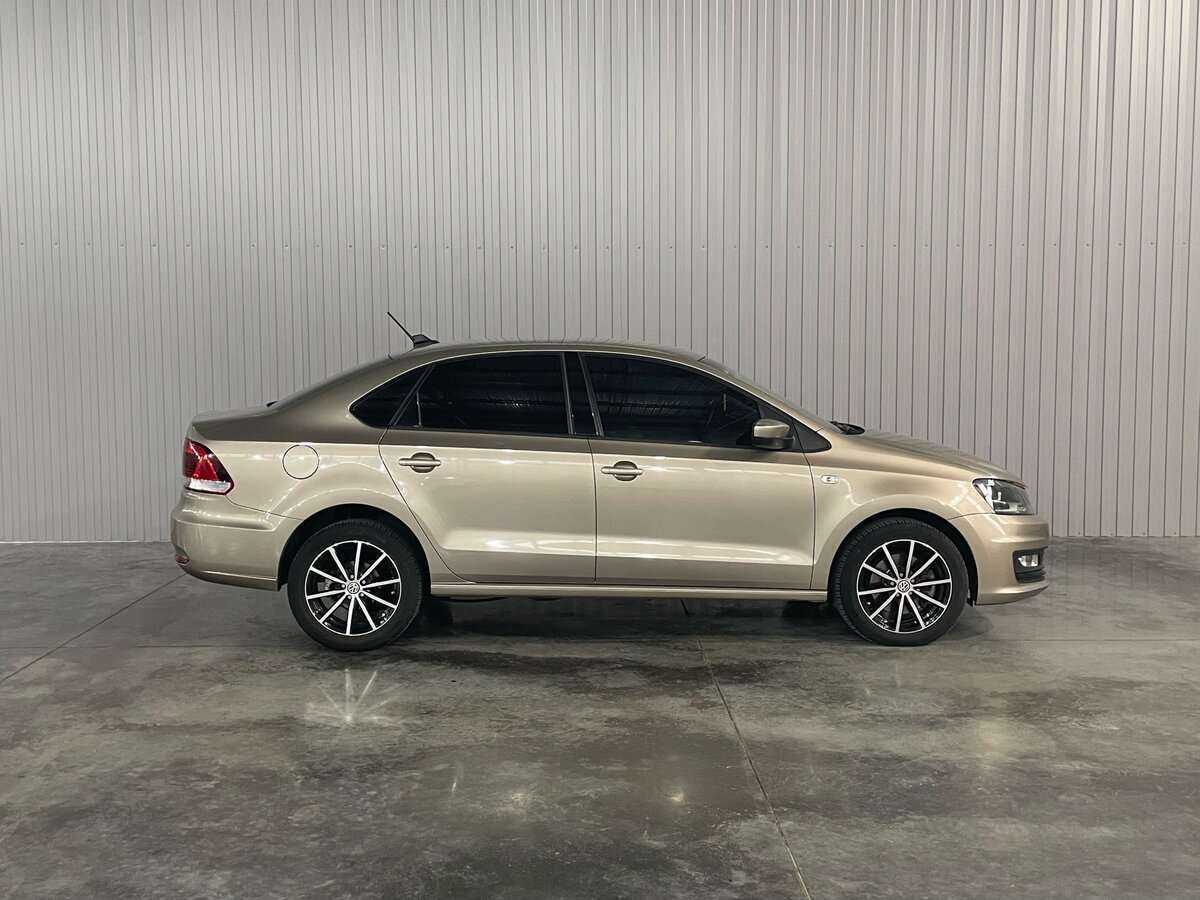 Купить Volkswagen Polo с пробегом. Фото: #3