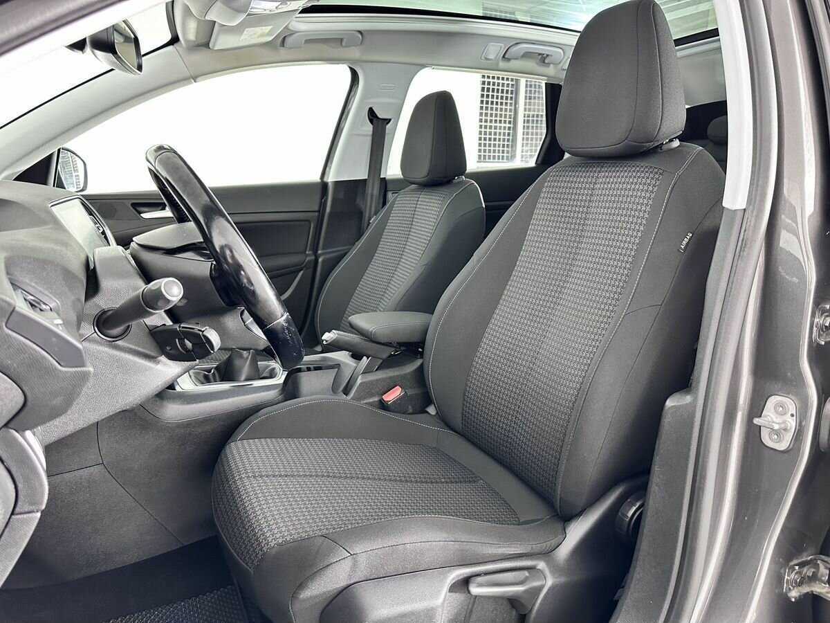 Купить Peugeot 308 с пробегом. Фото: #6