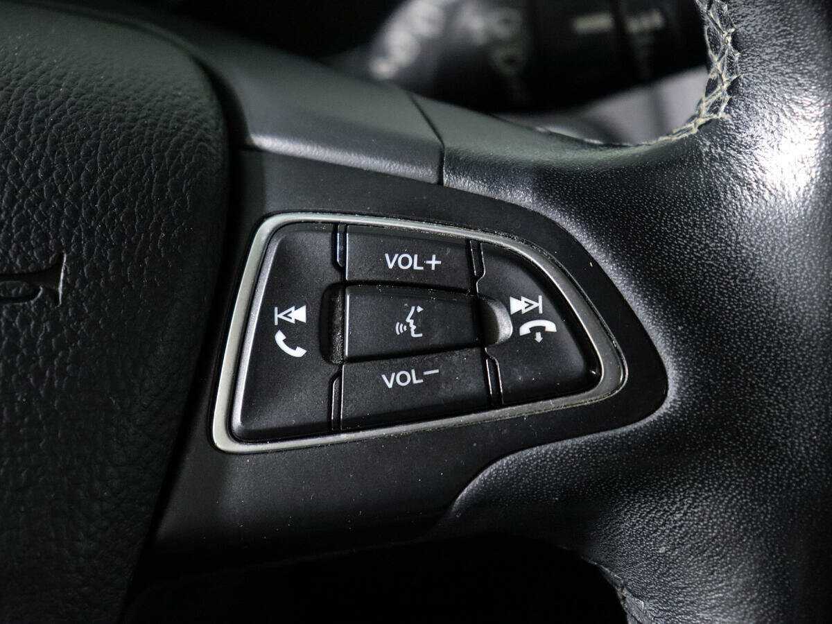 Купить Ford Focus с пробегом. Фото: #14