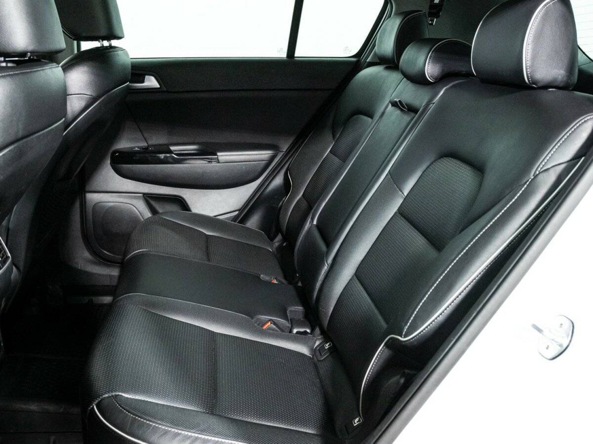 Купить Kia Sportage с пробегом. Фото: #9