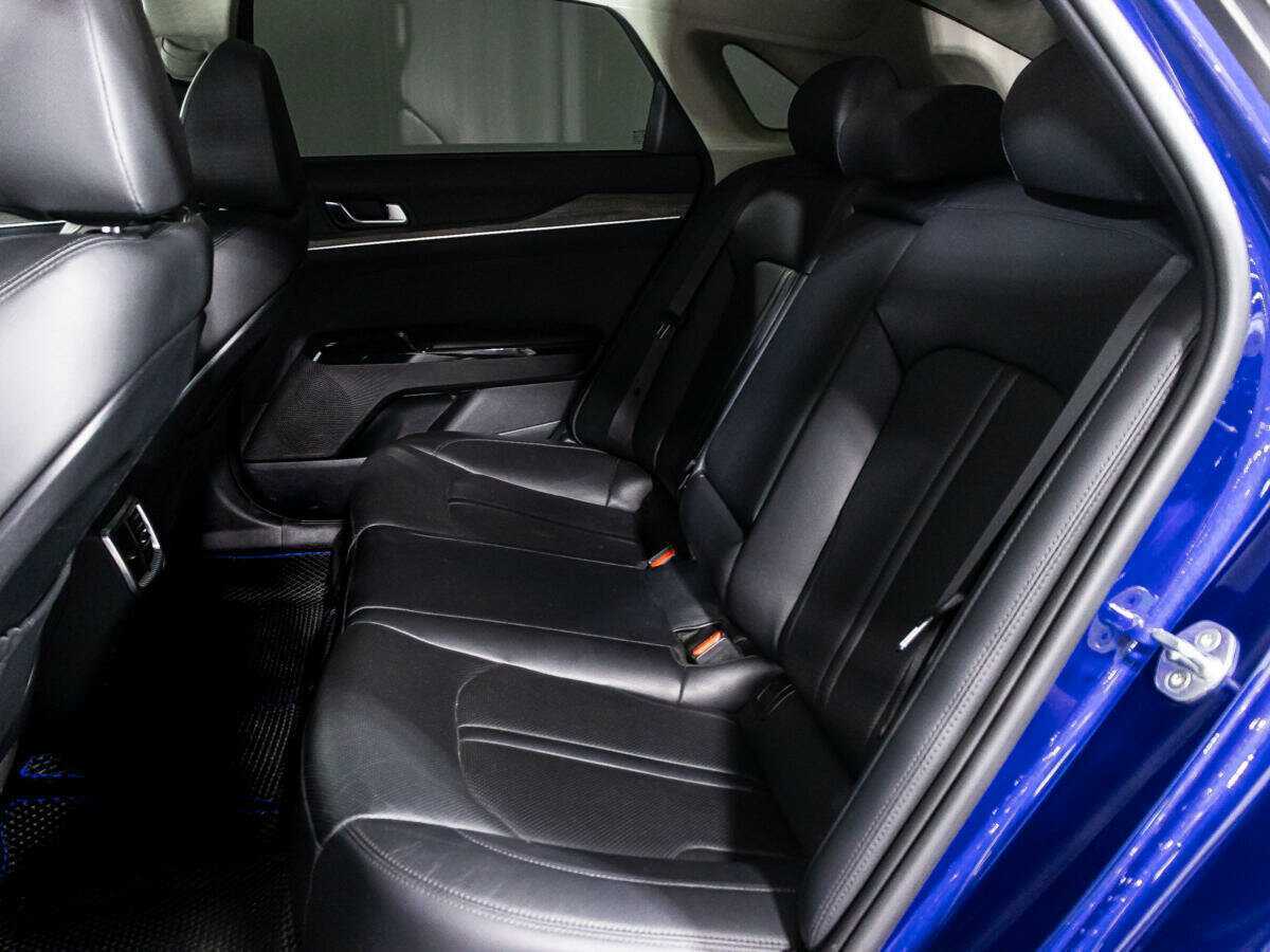 Купить Kia K5 с пробегом. Фото: #9