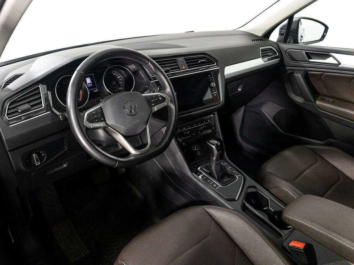 Купить Volkswagen Tiguan с пробегом. Фото: #10