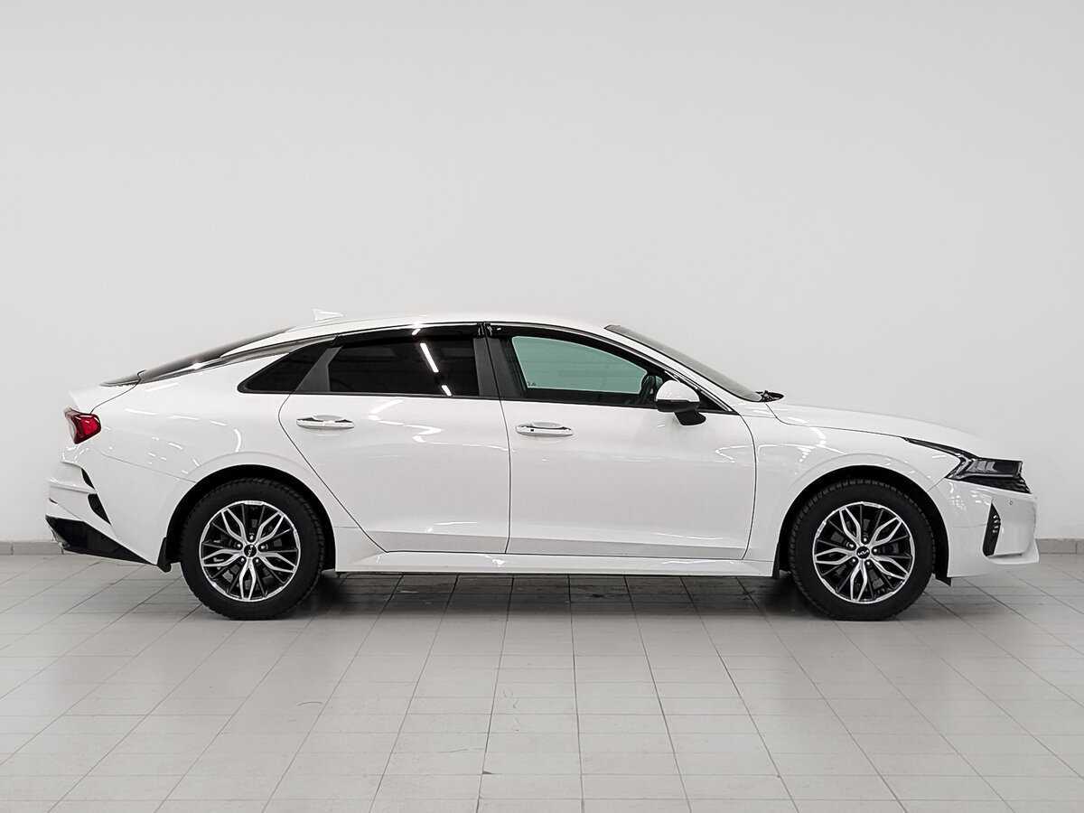 Купить Kia K5 с пробегом. Фото: #3