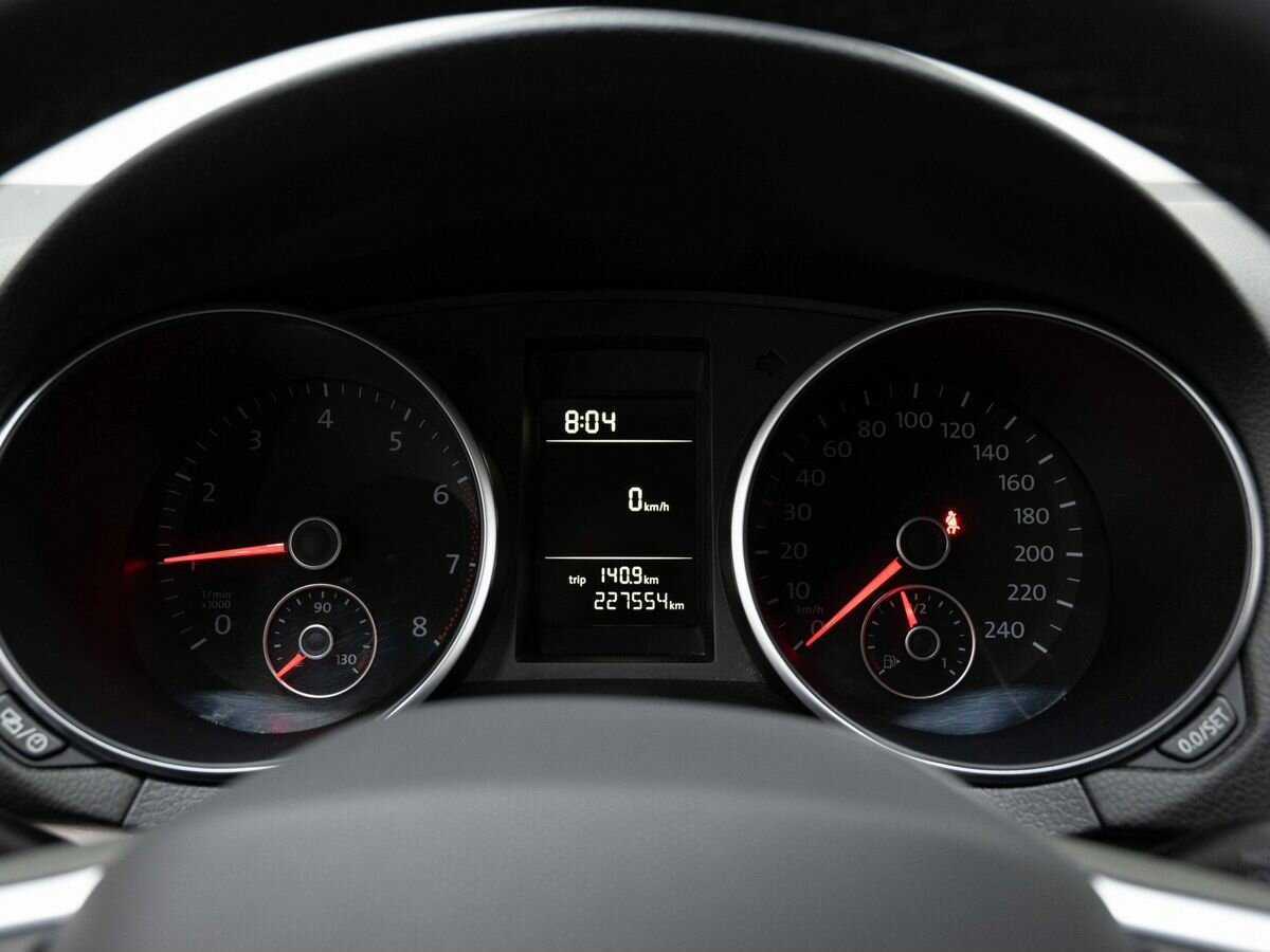 Купить Volkswagen Golf с пробегом. Фото: #15