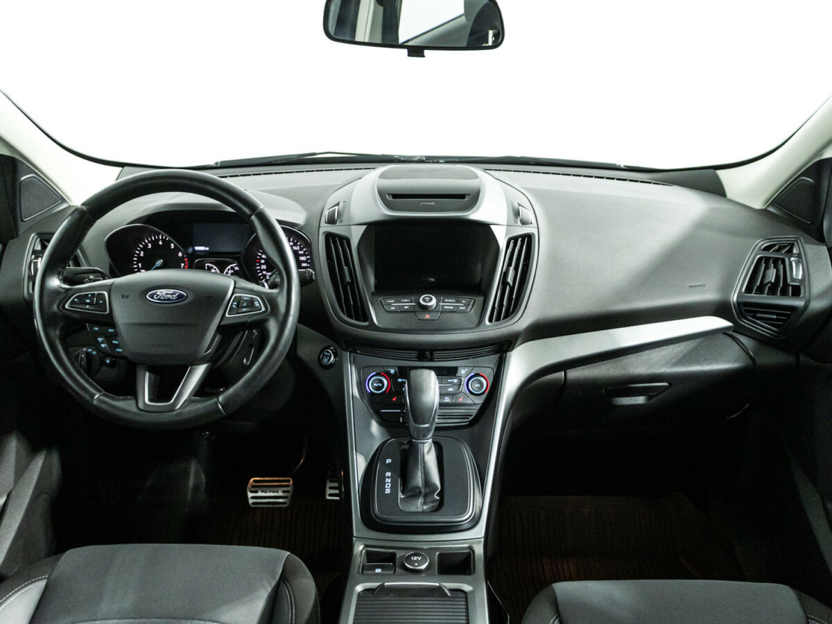 Купить Ford Kuga с пробегом. Фото: #12