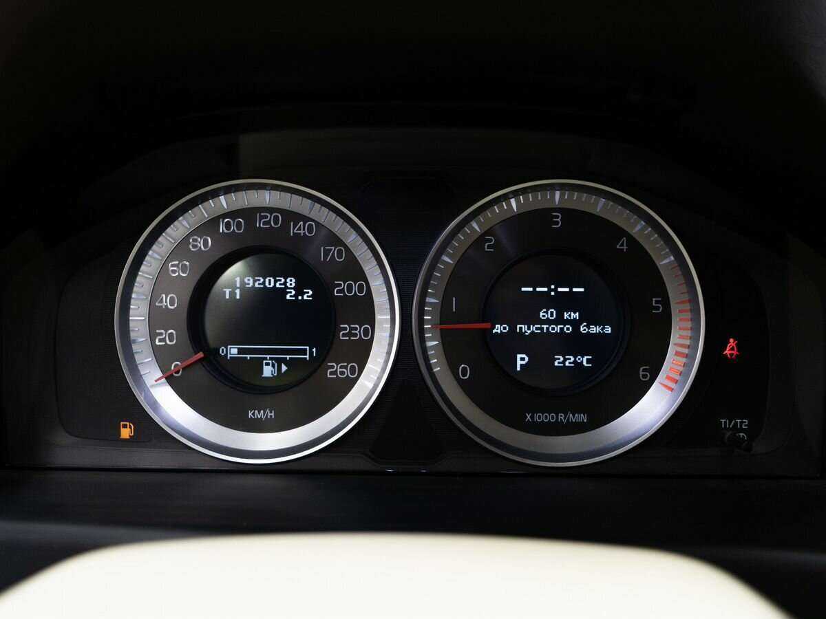 Купить Volvo XC70 с пробегом. Фото: #11