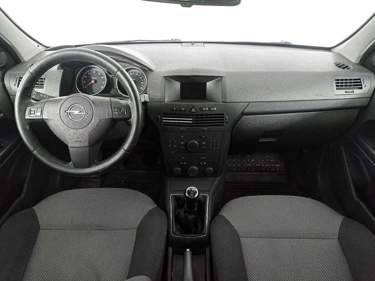Купить Opel Astra с пробегом. Фото: #11