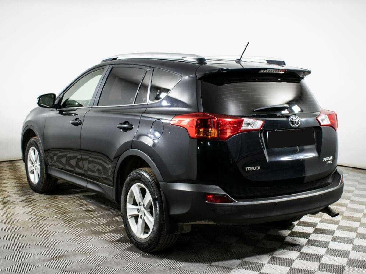 Купить Toyota RAV4 с пробегом. Фото: #5