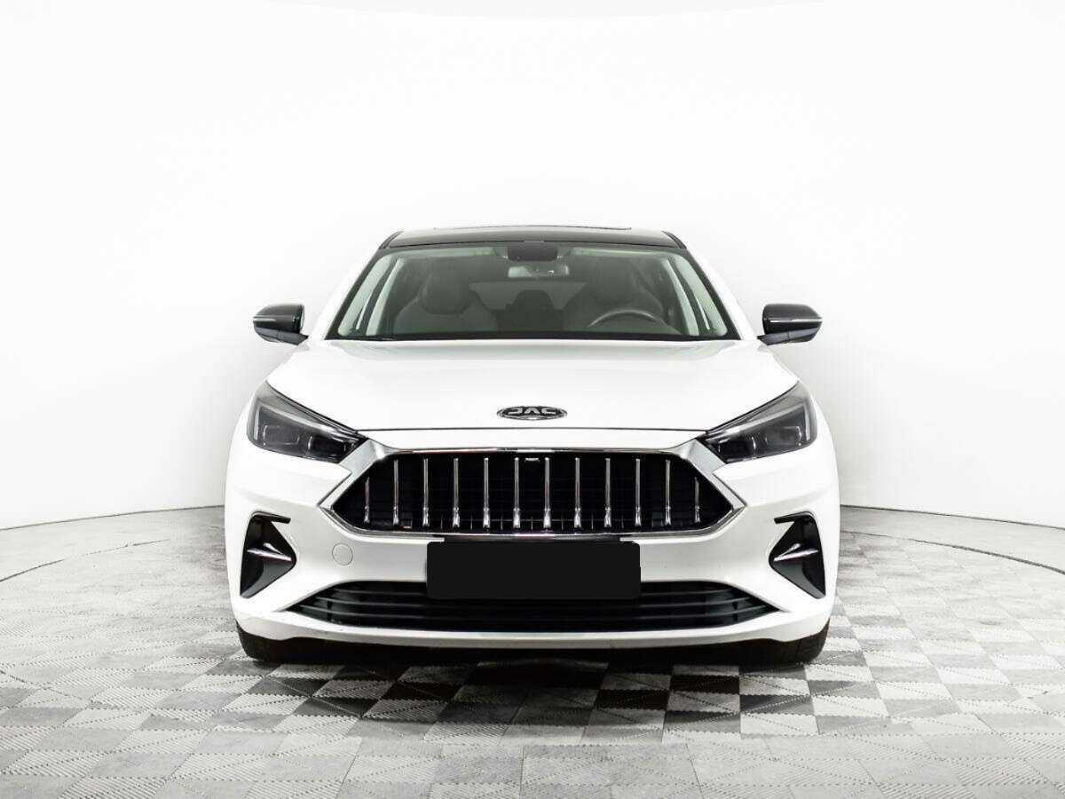 Купить JAC J7 с пробегом. Фото: #1