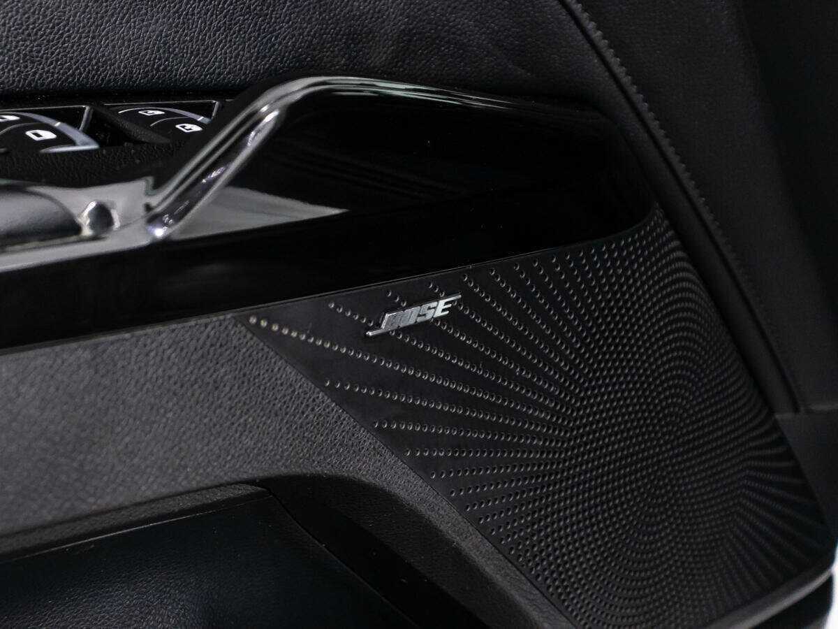 Купить Kia K5 с пробегом. Фото: #17