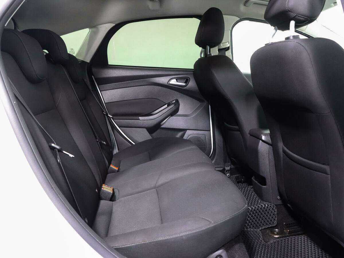 Купить Ford Focus с пробегом. Фото: #14